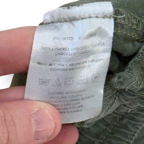 Postmark Anthropologie Jarvis Floral Embroidered Joggers Pants Large Army Green - Picture 9 of 14